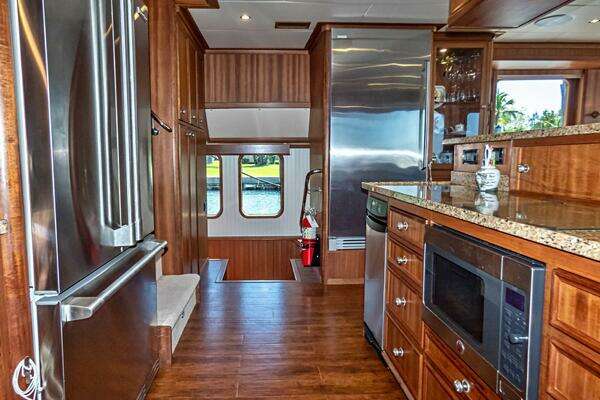 2017 Northern Marine 80