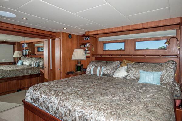 iiWii 80ft Northern Marine Yacht For Sale