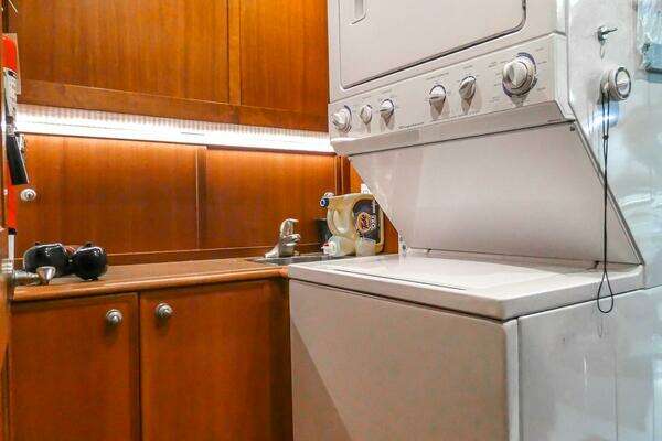 2017 Northern Marine 80