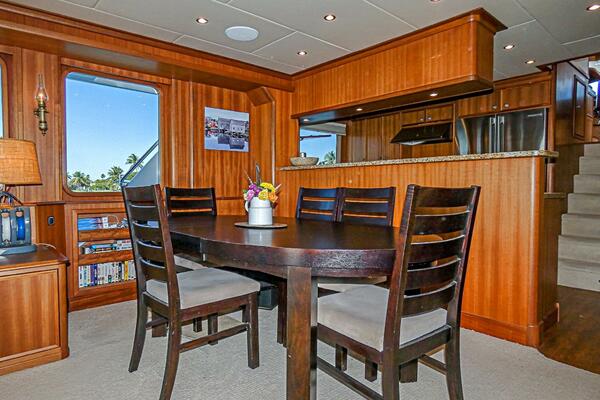 iiWii 80ft Northern Marine Yacht For Sale