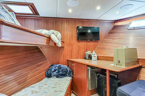 2017 Northern Marine 80