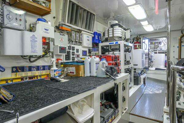 2017 Northern Marine 80