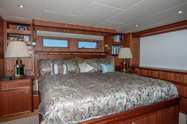 iiWii 80ft Northern Marine Yacht For Sale