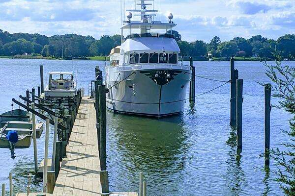 2017 Northern Marine 80