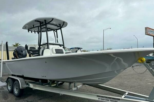 Photo of the 2024 Tidewater 2300 Carolina Bay