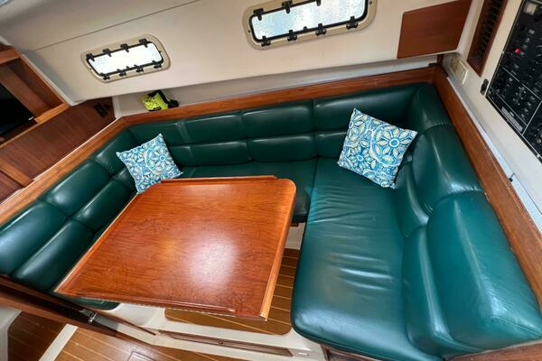 34ft Mainship Yacht For Sale