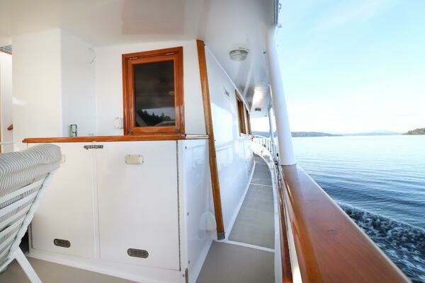 Pioneer 74ft Custom Yacht For Sale