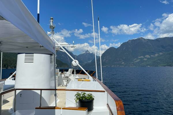Pioneer 74ft Custom Yacht For Sale