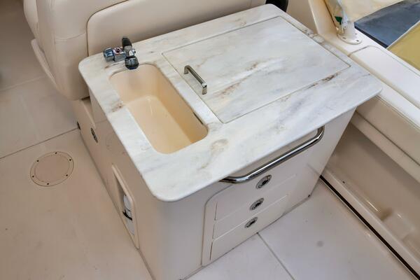28ft Grady White Yacht For Sale