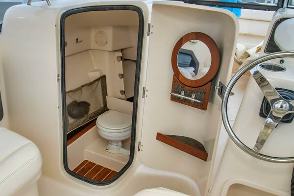 28ft Grady White Yacht For Sale