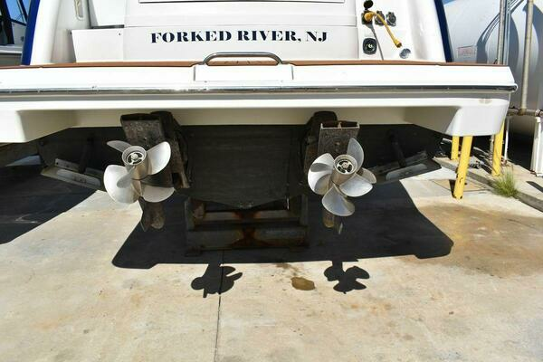 Photo of the 2005 Formula 37 Performance Cruiser