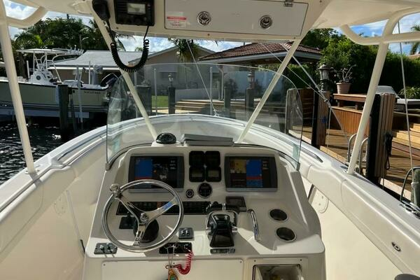 Photo of the 2009 Pursuit S 310 Sport "Relentless"