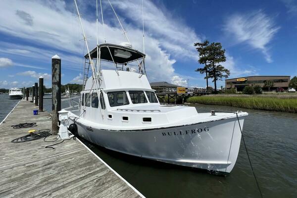 BULL FROG 35ft Duffy Yacht For Sale