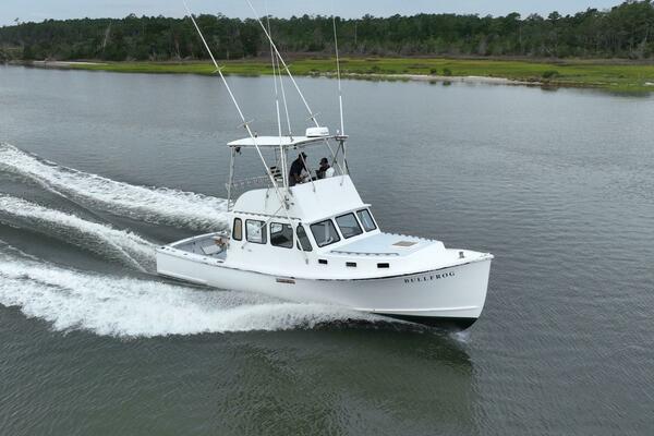 BULL FROG 35ft Duffy Yacht For Sale