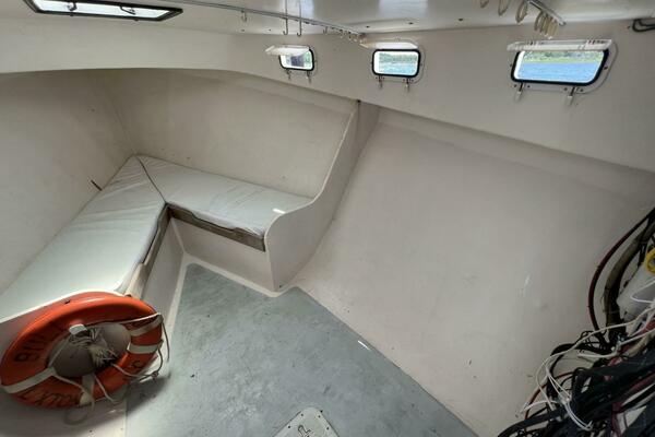 BULL FROG 35ft Duffy Yacht For Sale