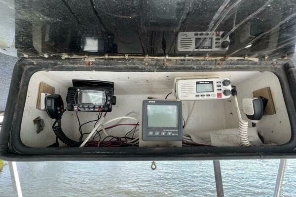 BULL FROG 35ft Duffy Yacht For Sale