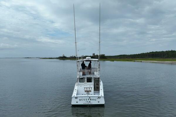 BULL FROG 35ft Duffy Yacht For Sale