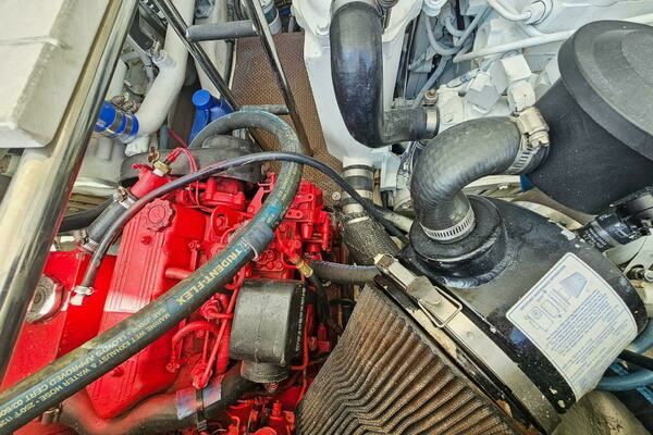 2006 Tiara Yachts 32