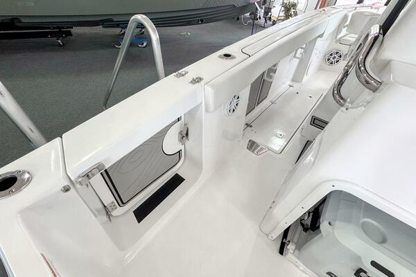24ft Wellcraft Yacht For Sale