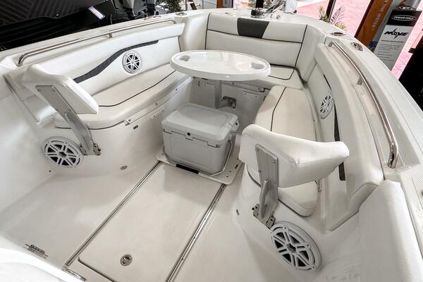 24ft Wellcraft Yacht For Sale