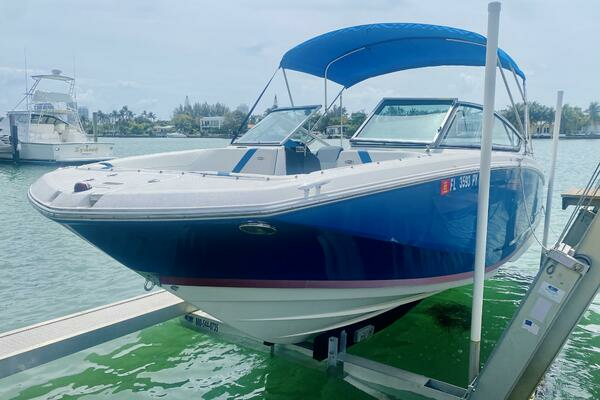 Photo of the 2016 Regal 22 Fasdeck