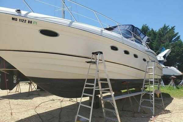 Photo of the 2000 Regal 4160 Commodore "Short Cut"