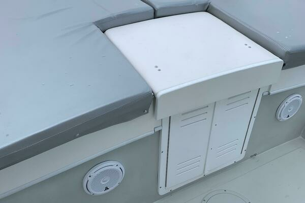 Photo of the 2011 Dusky 28 XL "28 XL Dusky CC / 2011"