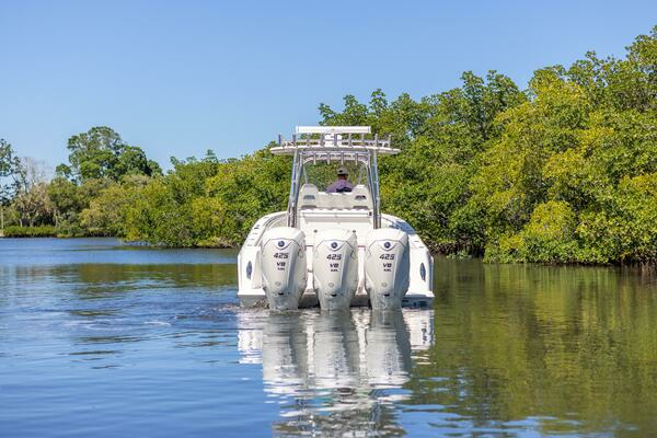 Photo of the 2021 Contender 39 FA