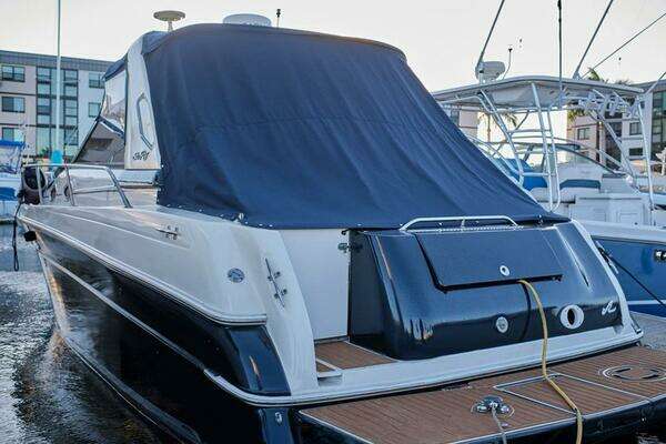 Photo of the 1997 Sea Ray 290 Sundancer