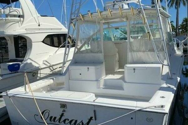 Photo of the 2000 Cabo 35 Express "OUTCAST"