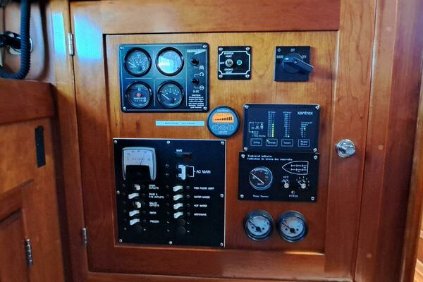 1999 Rozema Boat Works 42