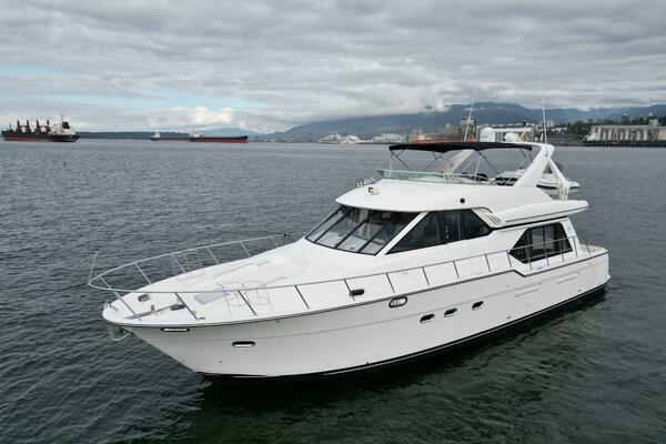 Photo of the 2000 Bayliner 5288 "Solana"