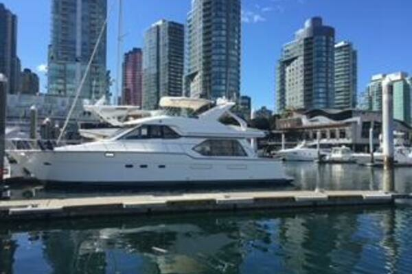 Photo of the 2000 Bayliner 5288 "Solana"