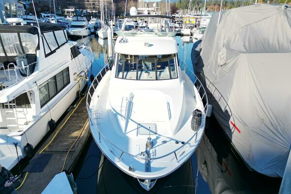 Photo of the 2000 Bayliner 5288 "Solana"