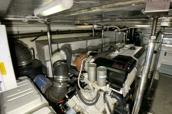 56 Carver Voyager   2006 56ft Carver Yacht For Sale
