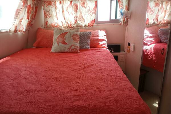 Photo of the 1991 Cruisers 385 "SUMMER BREEZE"