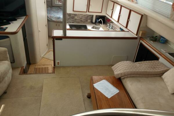 Photo of the 1991 Cruisers 385 "SUMMER BREEZE"