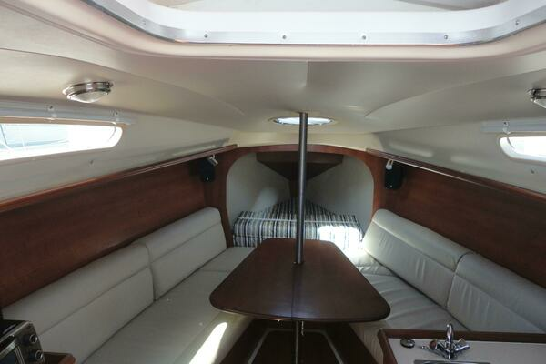Photo of the 2013 Marlow-Hunter Hunter 27