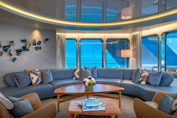 2000 Feadship 165