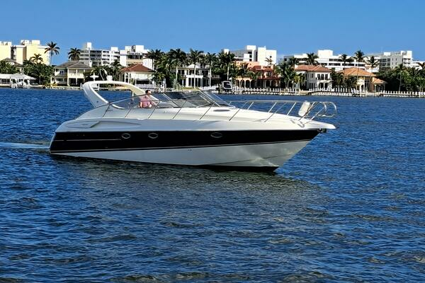 Photo of the 2003 Cranchi Endurance 39