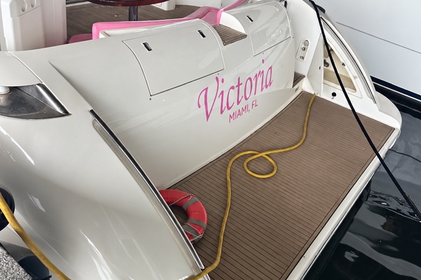 62 Azimut Fly   2004 62ft Azimut Yacht For Sale