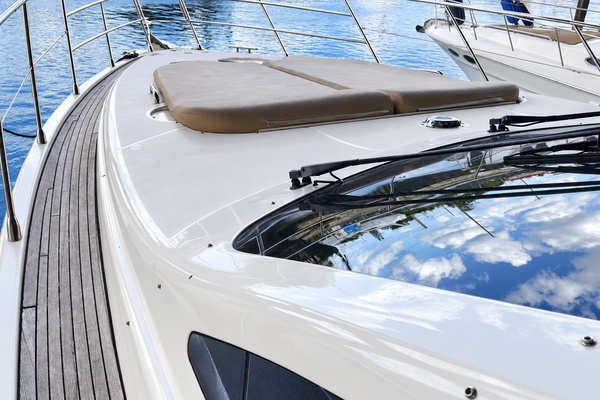 62 Azimut Fly   2004 62ft Azimut Yacht For Sale