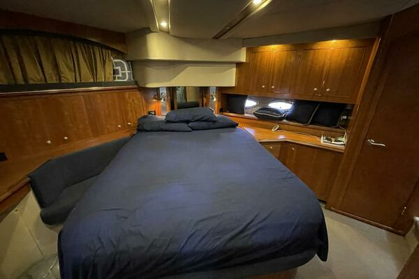 CHARADE 45ft Cruisers Yachts Yacht For Sale