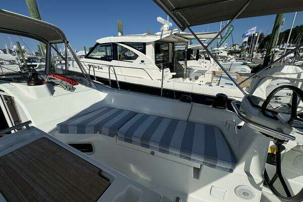 In Stock 37ft Beneteau Yacht For Sale
