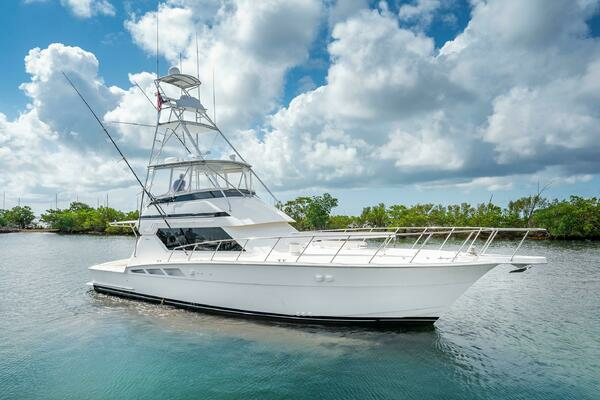 Photo of the 1992 Hatteras 50 Convertible "50 Hatteras Convertible / 1992"