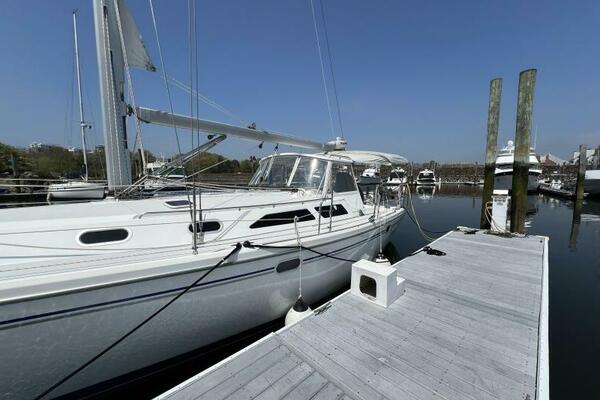 SERENITY TOO 42ft Catalina Yacht For Sale