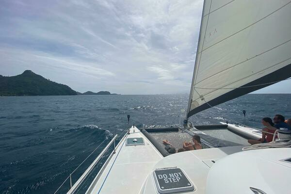 Lagoon 470 Yacht For Sale