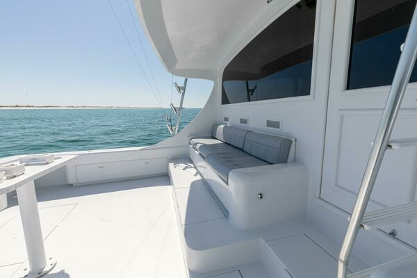 1998 Miller Marine 60