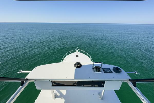 1998 Miller Marine 60
