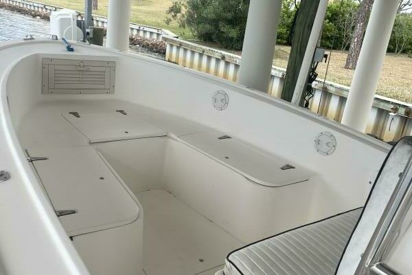 Photo of the 1992 Mako 221 CC